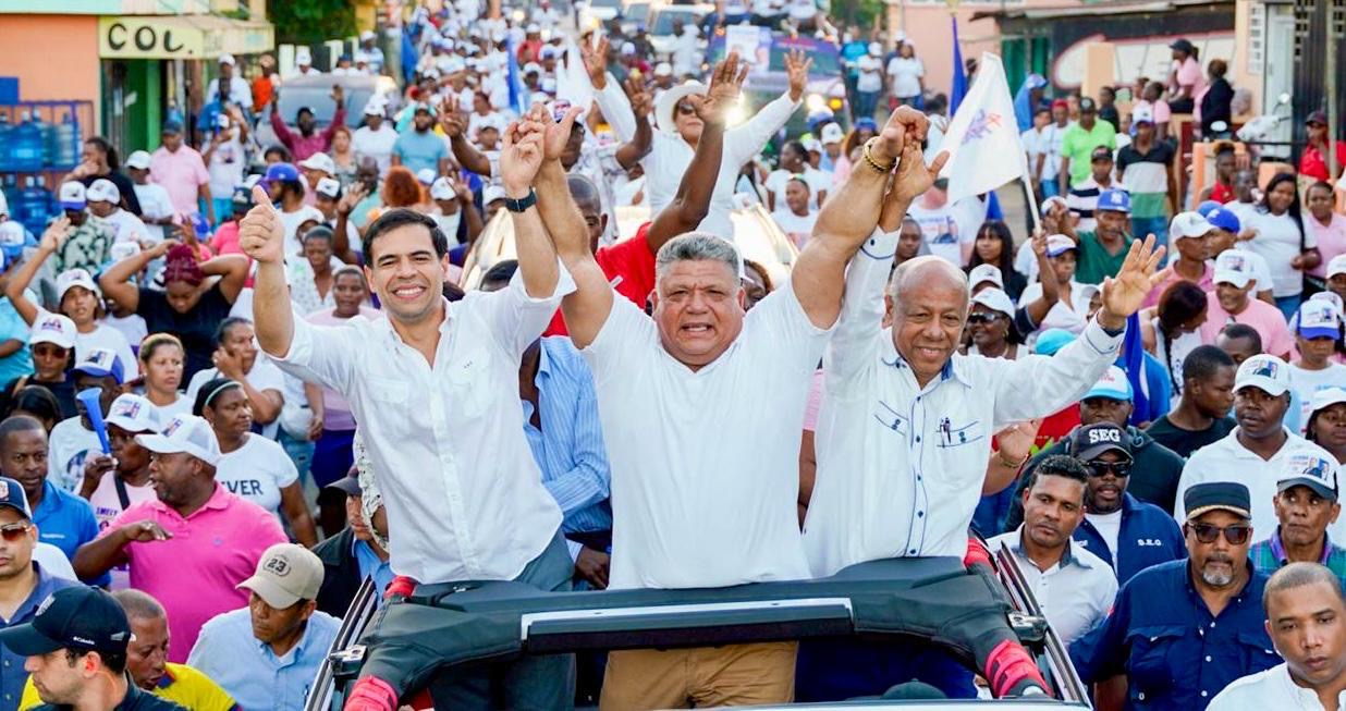 Roberto Ángel afirma cambio iniciado por el presidente Abinader es irreversible en La Victoria y el pais