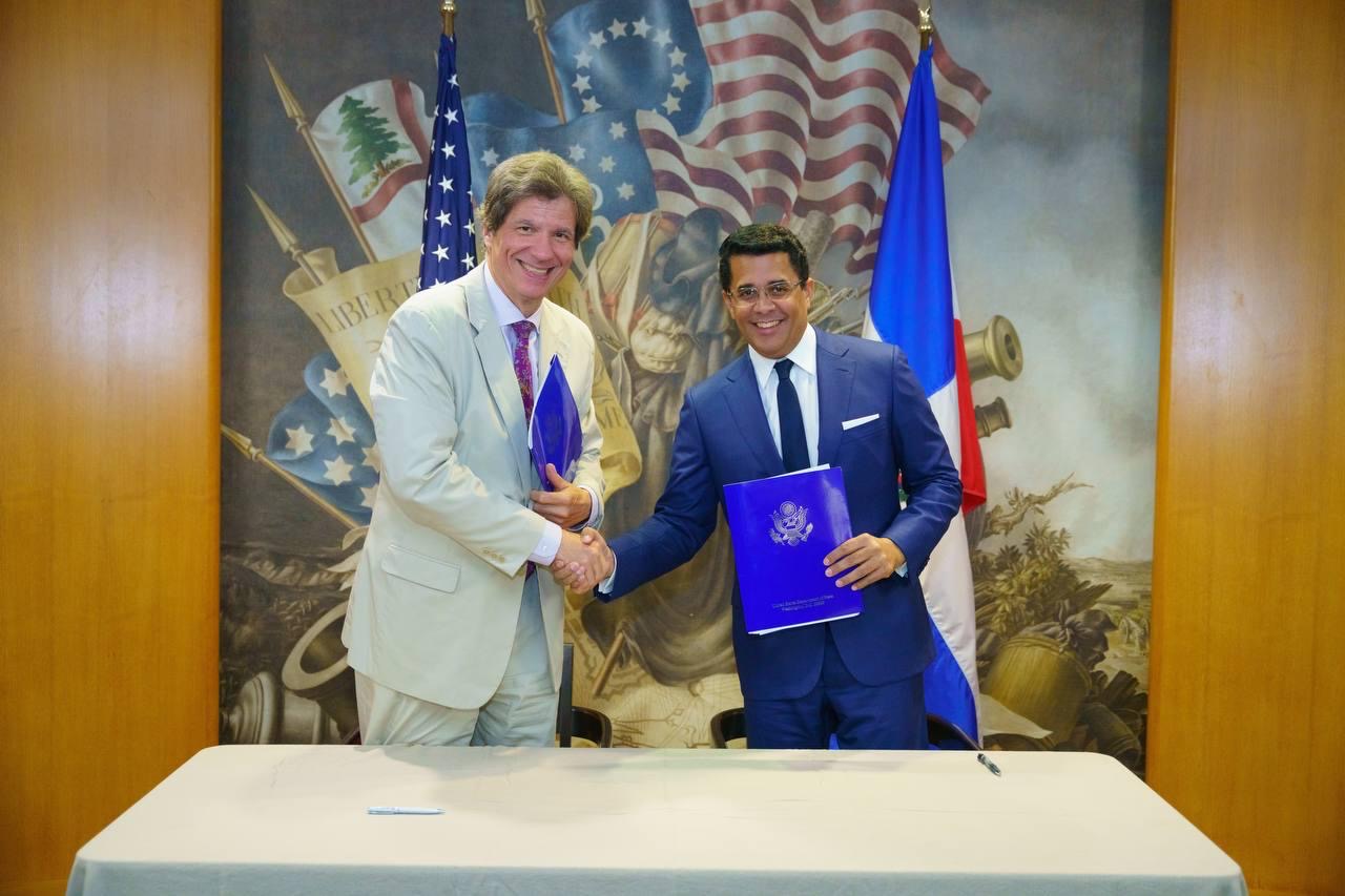 RD Y Estados Unidos cierran acuerdo de cielos abiertos