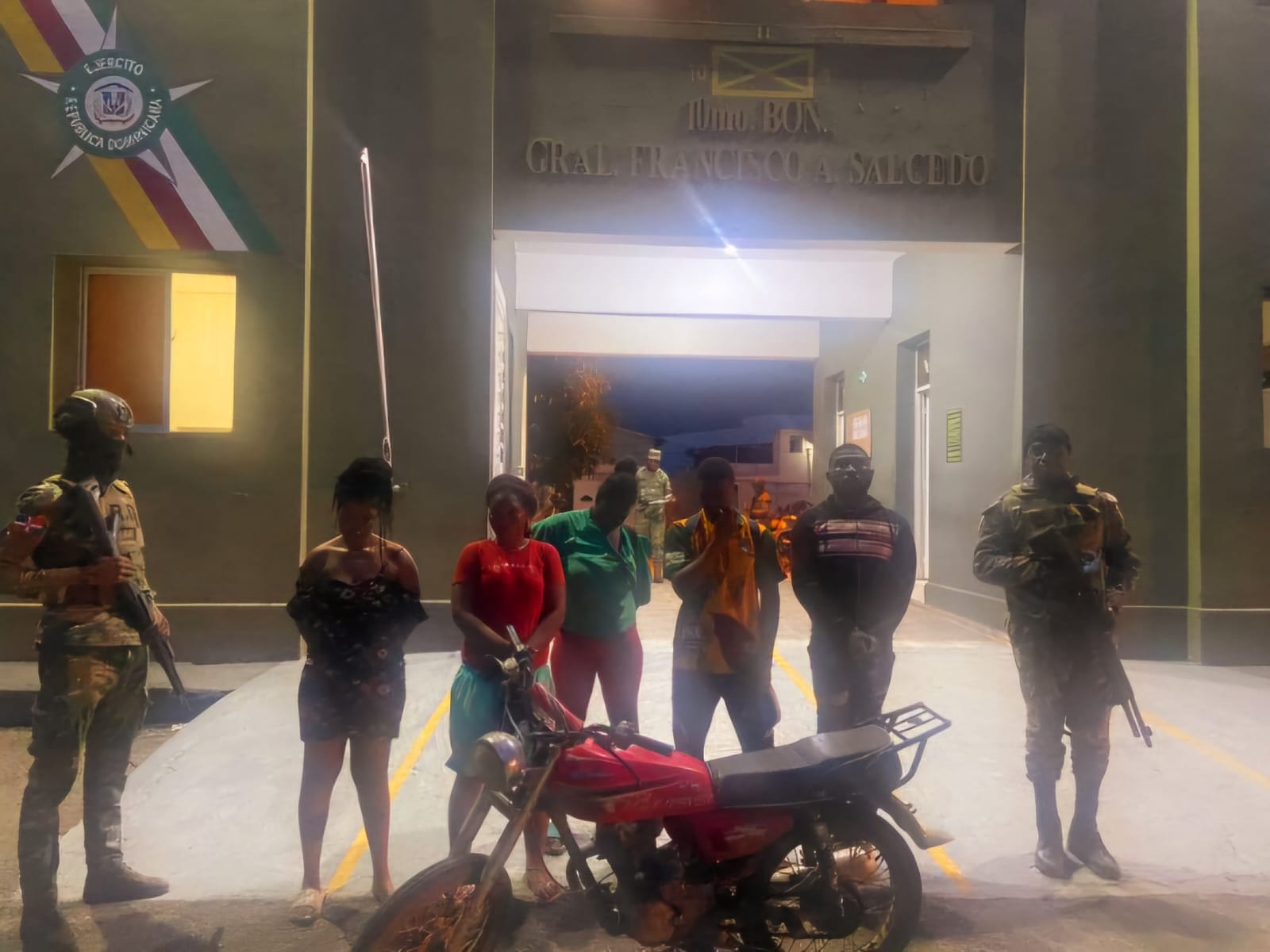 Otro dominicano sometido a la justicia por transportar extranjeros indocumentados