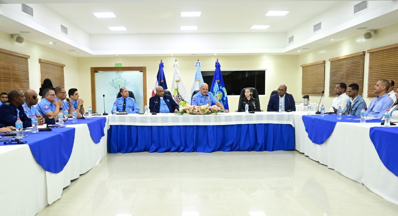 Refuerzan estrategias de seguridad y cooperación aeroportuaria: CESAC y Aerolíneas Nacionales e Internacionales se reunen