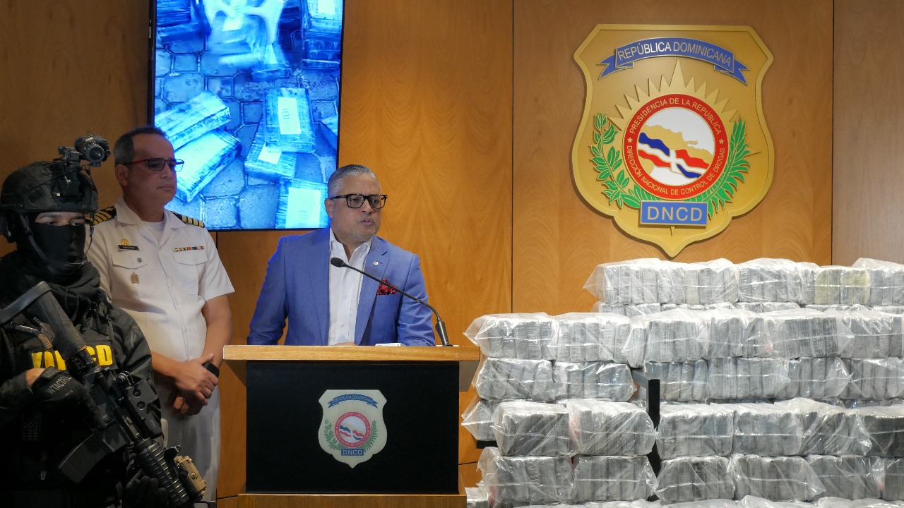 Atrapan otro cargamento de 620 paquetes presumiblemente cocaína; es el segundo alijo en primeros días de enero