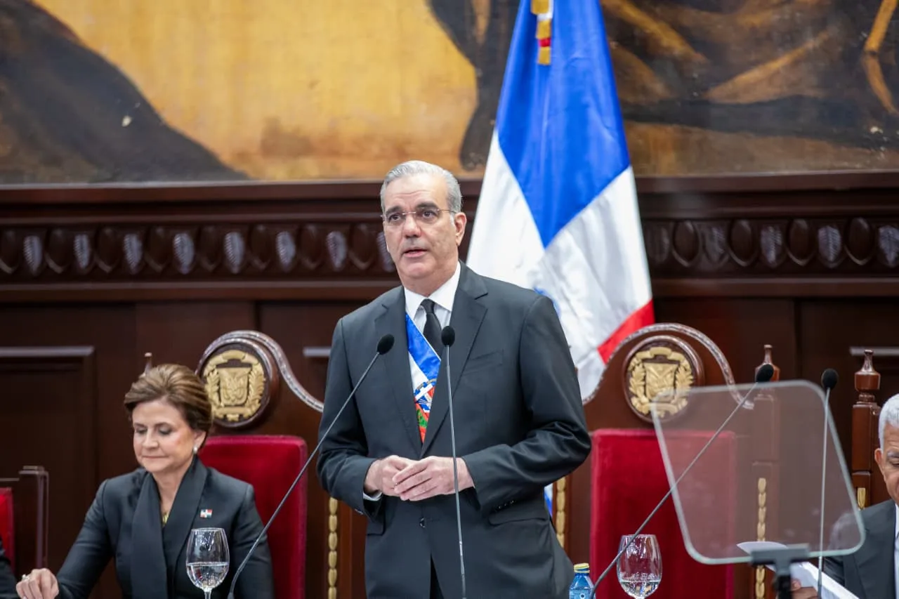 Luis Abinader destaca récord histórico de 11.7 millones de visitantes y consolida a República Dominicana como hub turístico del Caribe