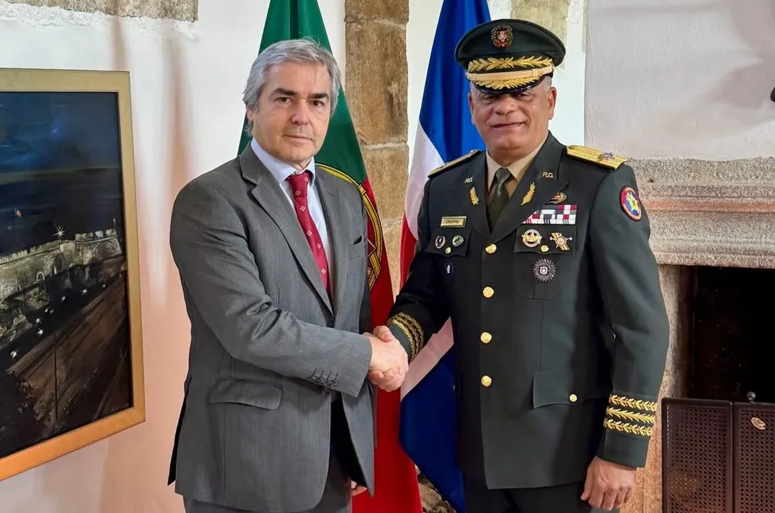 República Dominicana y Portugal firman contrato para adquisición de cuatro patrulleros de altura Clase “Tejo”