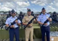 Ministerio de Defensa fortalece capacidades de la Armada y la Fuerza Aérea con entrega de equipos militares y uniformes