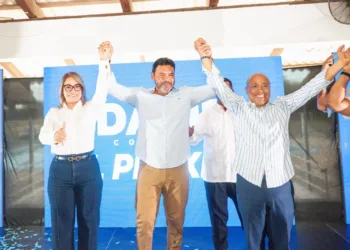 Estructura política de David Collado se siente en el país entero con encuentros simultáneos en cuatro regiones