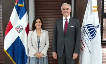 Ministro de Educación recibe visita de embajadora de Estados Unidos y abordan áreas de cooperación