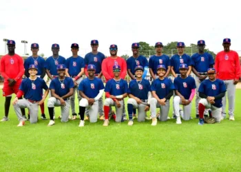 Ministro Kelvin Cruz felicita al equipo dominicano tras conquistar la medalla de plata en la Copa Mundial de Béisbol Sub-15