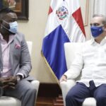 Presidente Luis Abinader recibe a David Ortiz