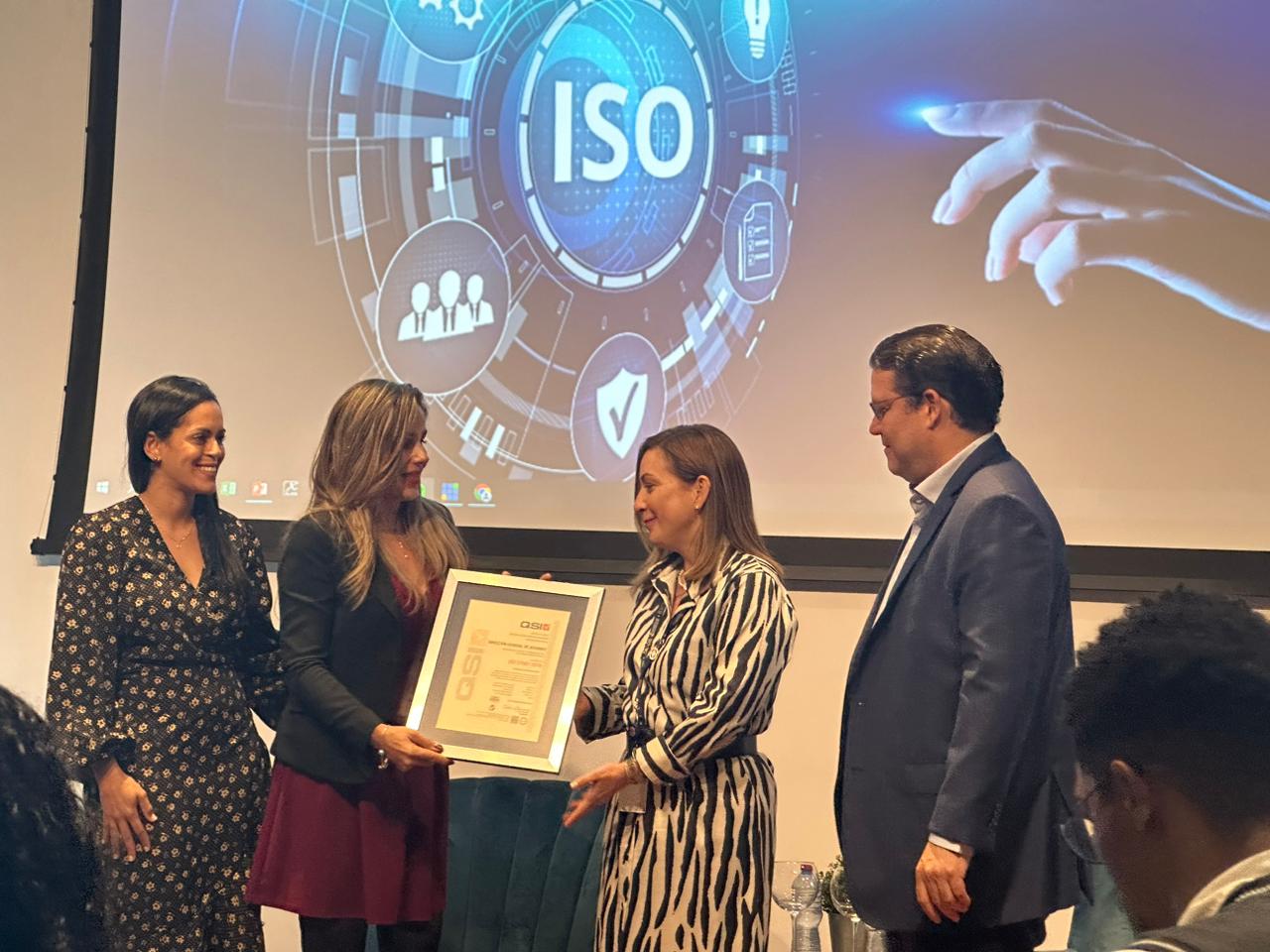 Aduanas obtiene certificación internacional de la normaantisoborno ISO-37001