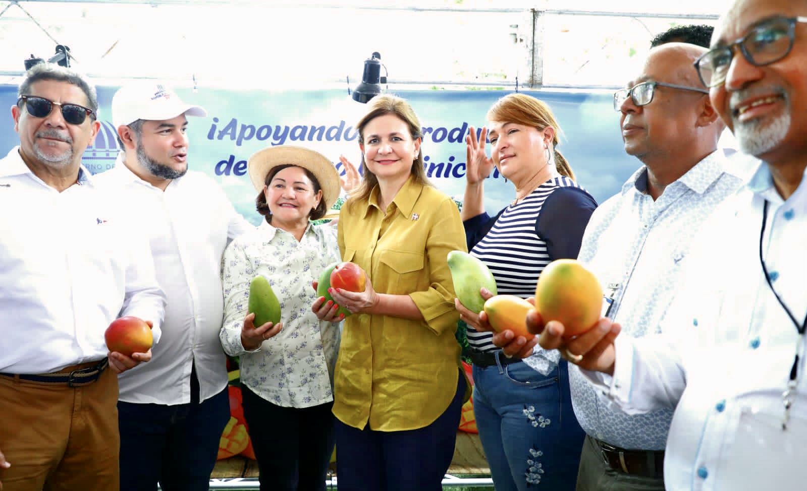 Vicepresidenta visita Feria Expo Mango 2023