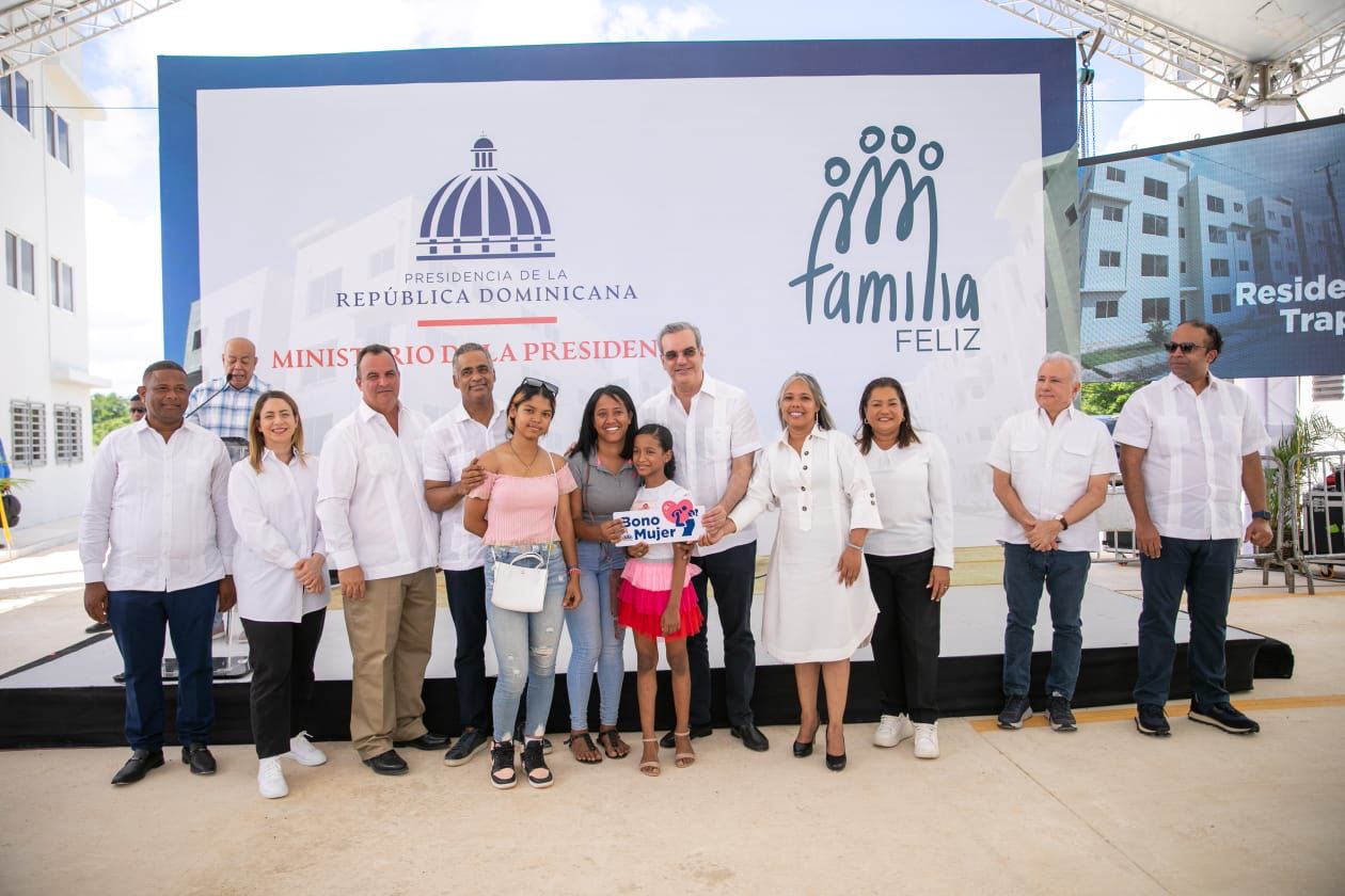 Gobierno entrega 48 apartamento en Guerra a través del Plan Nacional de Viviendas Familia Feliz