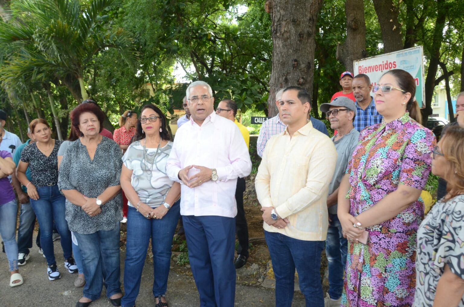 Alcaldía Santiago inicia trabajos embellecimiento entrada a Valle Verde II