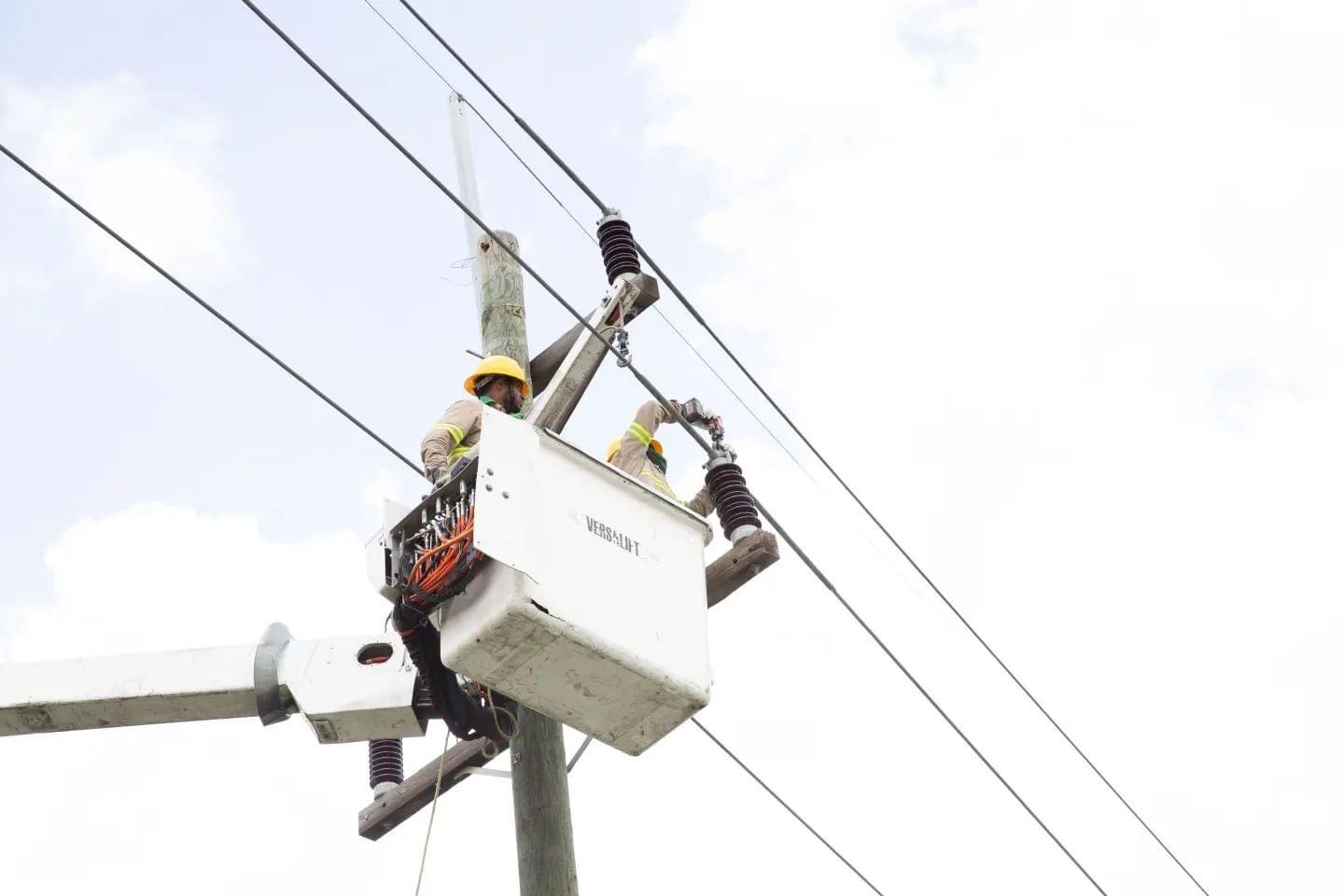 ETED concluye trabajo de mantenimiento de la  línea 69 kV Km 15 de Azua – Quita Coraza