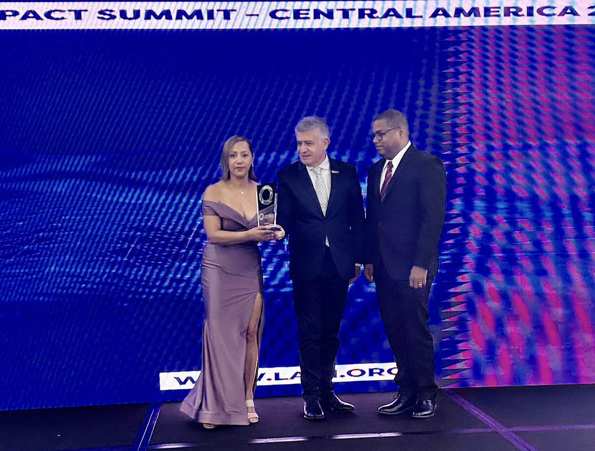 UTREEE, empresa de tecnología encabezada por dos dominicanos, gana Premio Empresa Centroamericana del Año 2023
