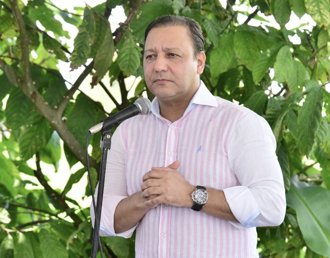 “¡Abusadores!”: Abel Martínez se indigna con el Gobierno PRM por intención de eliminar programa Medicamentos Alto Costo