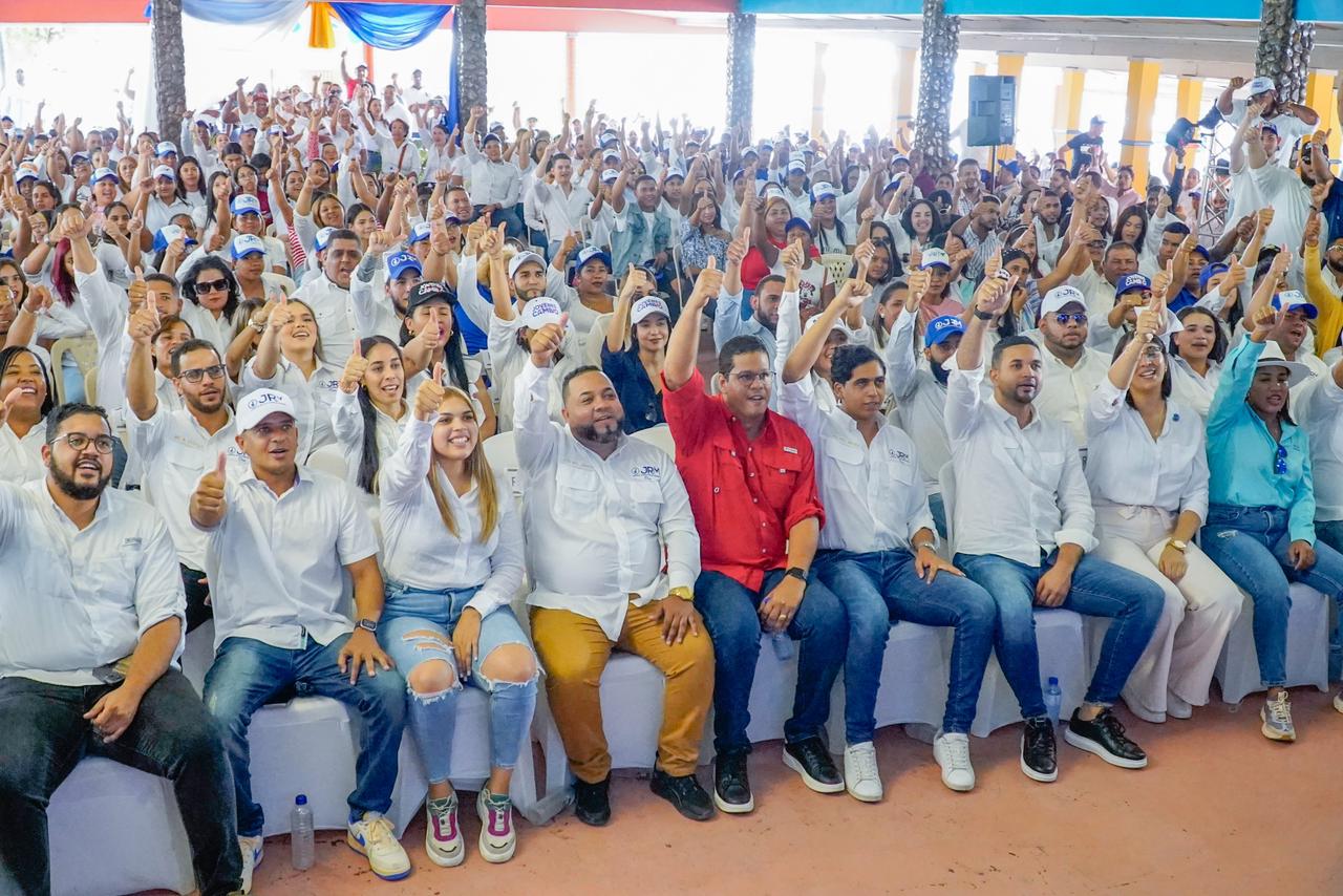 Juventud del PRM juramenta a cientos de jóvenes en la provincia San José de Ocoa
