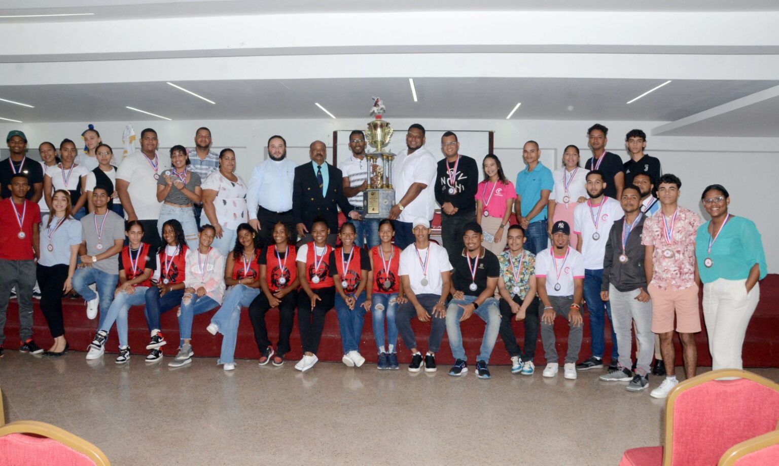 Alcaldía Santiago realiza acto premiación XVI Juegos Patrón Santiago 2023