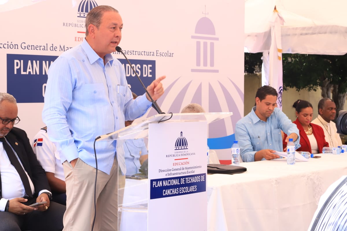 Dirección General de Mantenimiento e Infraestructura Escolar realiza lanzamiento del «Plan Nacional de Techados de Canchas Escolares»