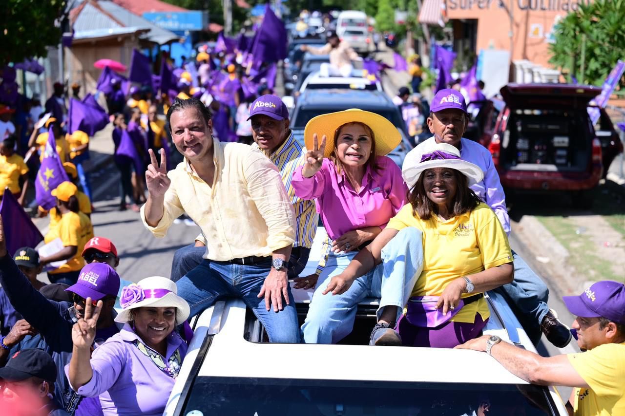 Durante caravana Abel promete «retomar» la comida barata y energía 24 horas