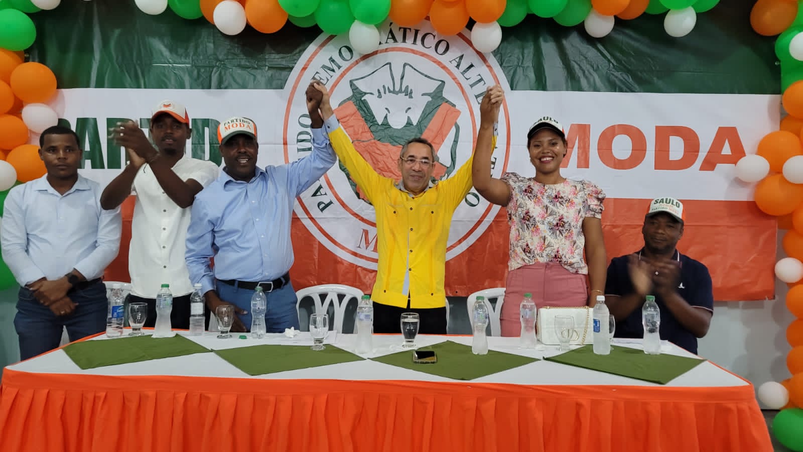 El Partido MODA juramenta vicealcaldesa del PLD en Vallejuelo y fortalecen candidatura a alcalde de Saulo Montero