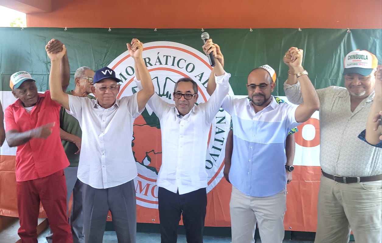 El Partido MODA proclama a Bernardo Alemán como candidato a senador por Montecristi