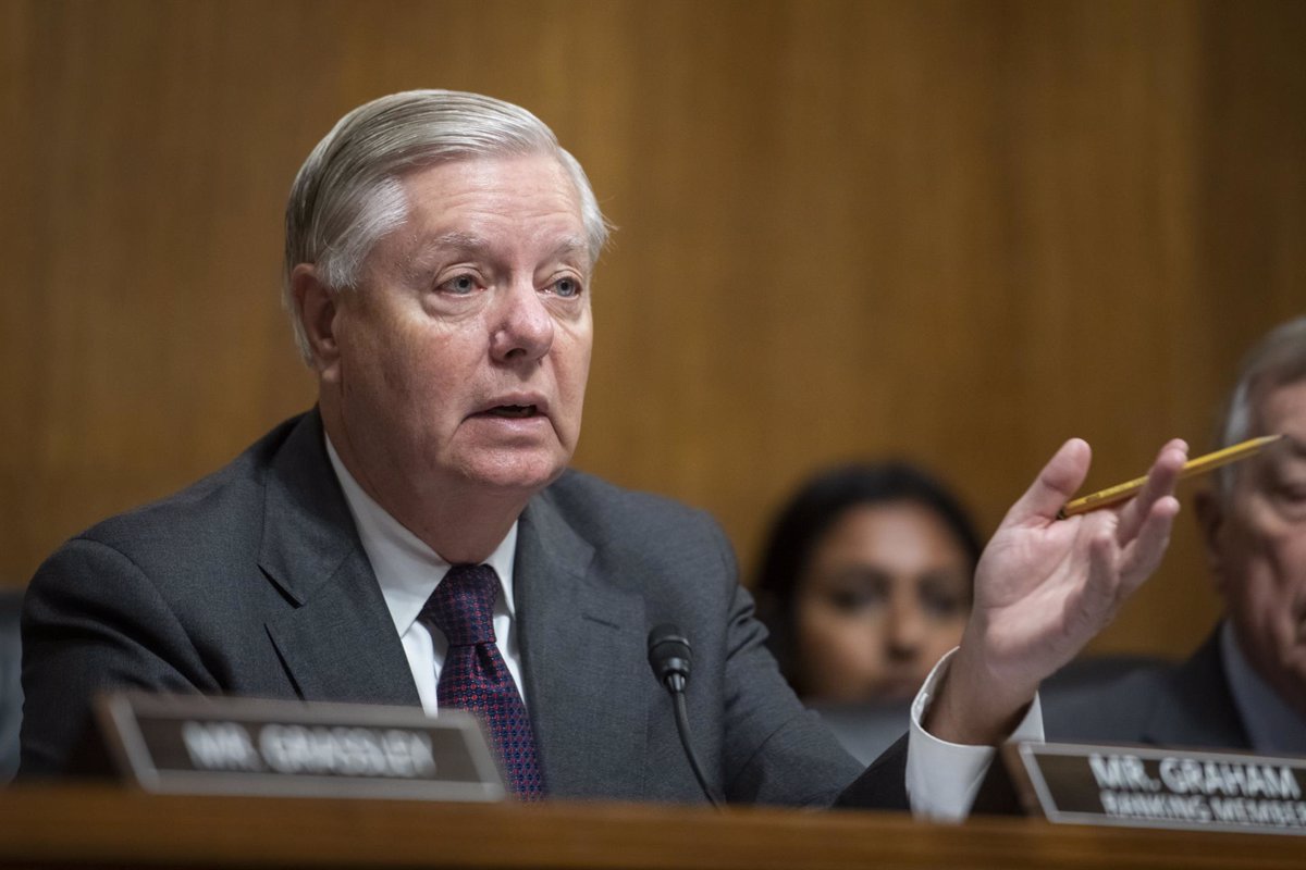 Gran jurado en el caso de Trump en Georgia recomendó acusar al senador Lindsey Graham y a otros republicanos