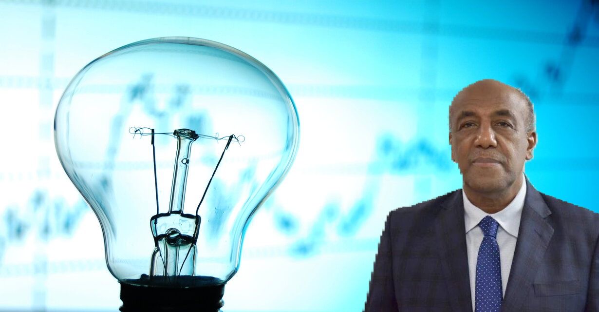 Ministro de Energía y Mina Antonio Almonte llama a la población reducir consumo de energía eléctrica