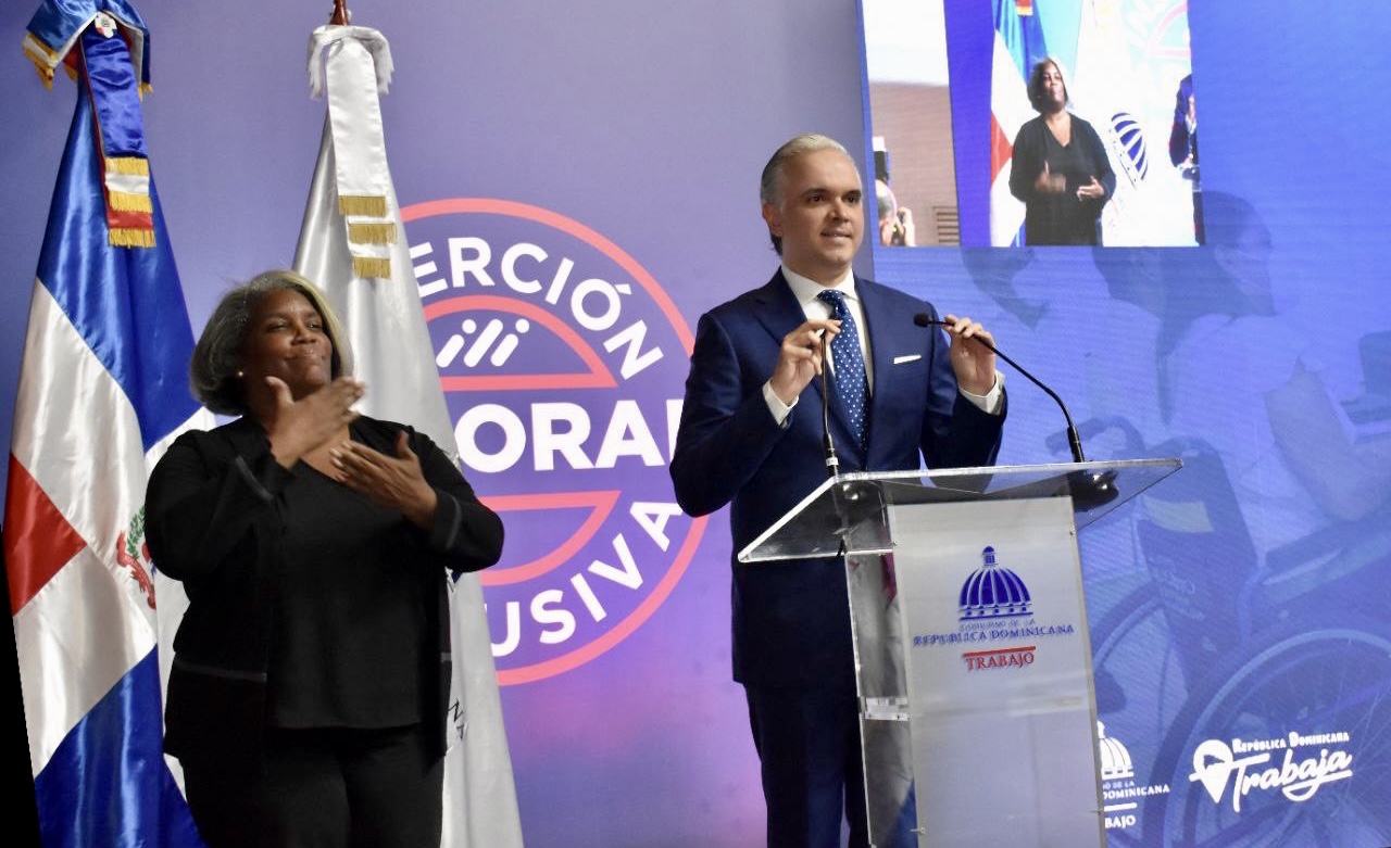 Ministerio de Trabajo presentó compromiso para fortalecer inserción laboral inclusiva dentro del programa RD Trabaja
