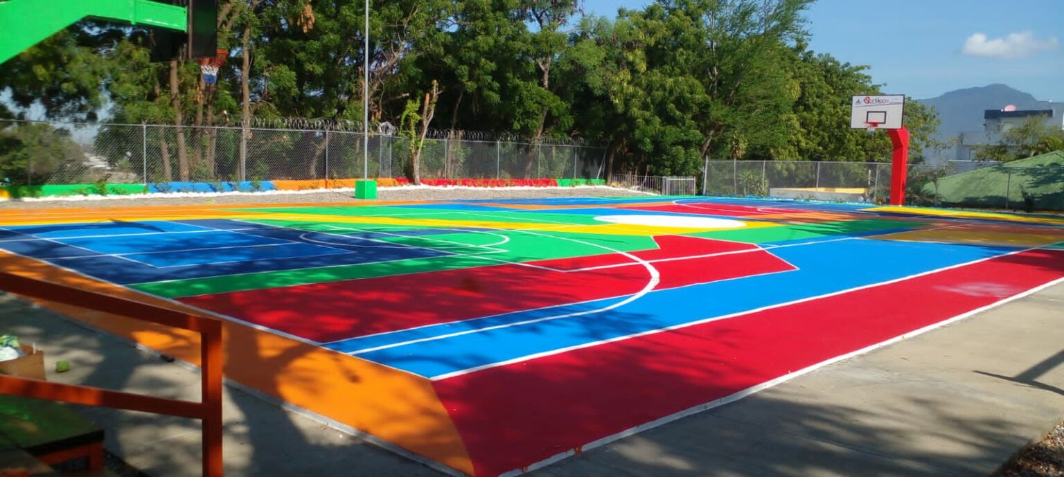 Alcalde Abel Martínez entregará moderna cancha a la juventud de Tierra Alta