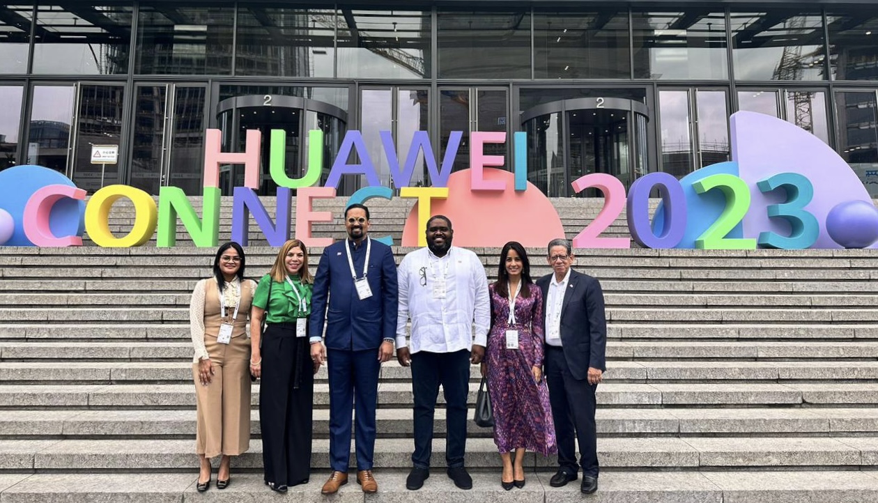 Delegación dominicana participa en congreso internacional Huawei Connect 2023, en Shanghái, China