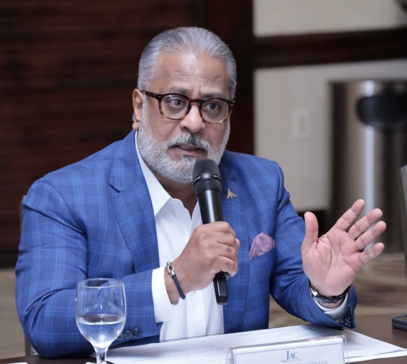 JAC establece nueva conexión aérea entre la República Dominicana y Praga