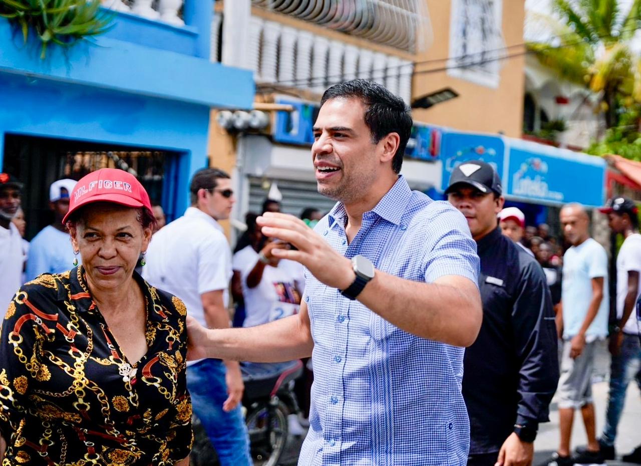 Roberto Ángel destaca entusiasmo y orden en las votaciones primarias del PRM