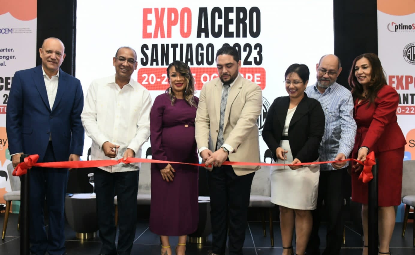 Ministro de Obras Públicas destaca importancia del acero en el desarrollo inmobiliario y en la infraestructura vial del país