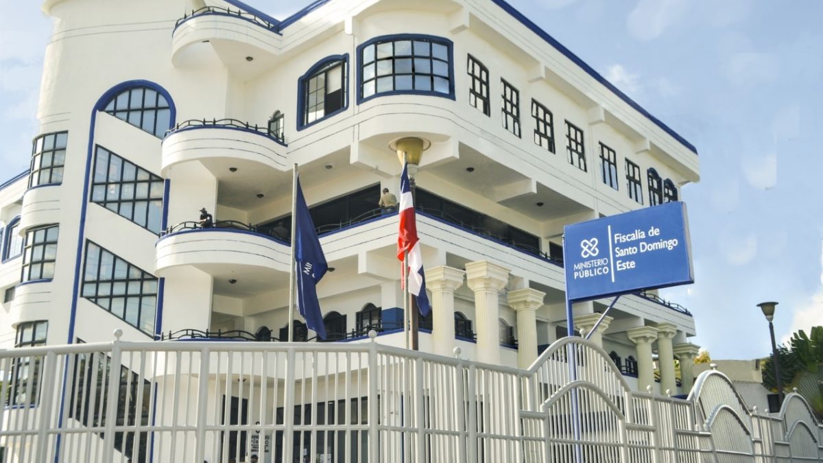 Ministerio Público de SDE obtiene 30 años de prisión contra dos hombres que provocaron muerte a otro durante asalto en Boca Chica