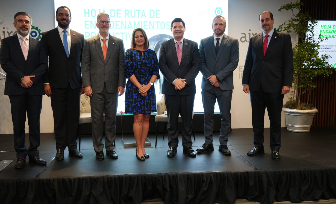 AIRD y MICM impulsan la creación de cadenas productivas entre la manufactura local y los regímenes especiales