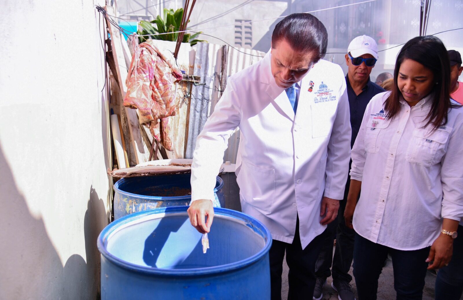 Ministerio de Salud continúa reforzando acciones contra dengue y pide a la población eliminar criaderos de mosquitos de sus entornos de manera permanente
