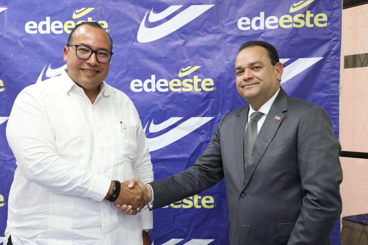 Edeeste firma acuerdo con el Indocal para certificar calidad de servicio al cliente