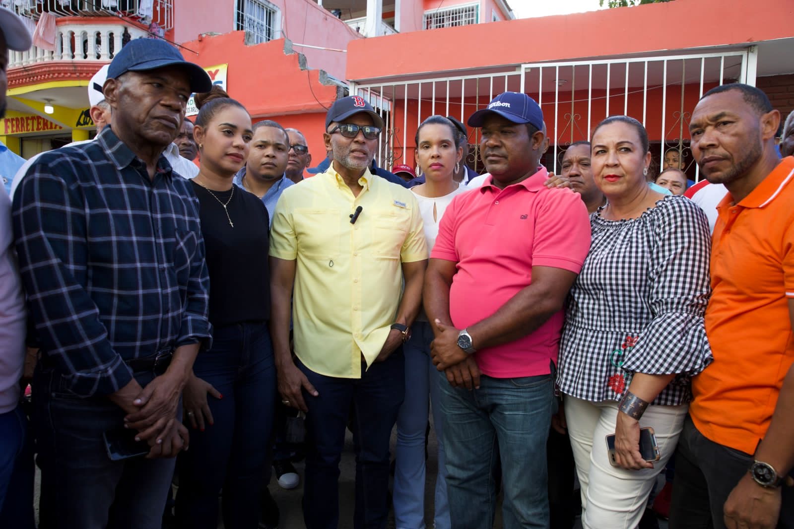 Gobierno lleva ayuda a sectores afectados en SDN por disturbio tropical