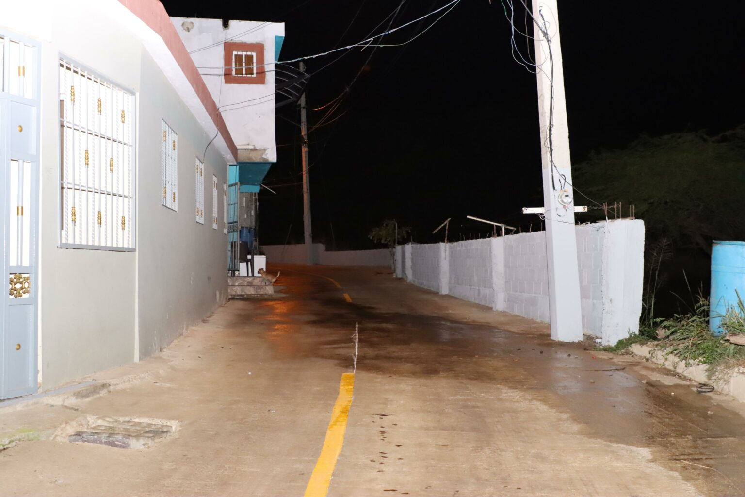 Nueva calle en hormigón fue entregada por la alcaldía de Santiago en Reparto Peralta, Bella Vista