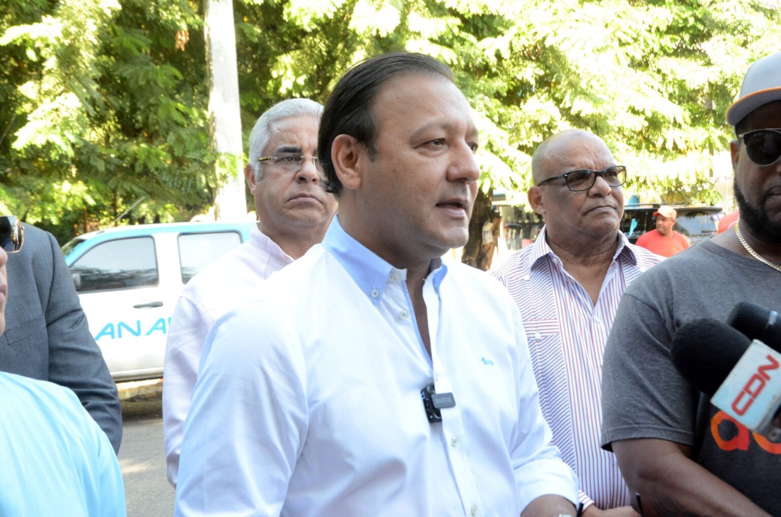 Abel Martínez da inicio a los trabajos segunda etapa embellecimiento en Pueblo Nuevo