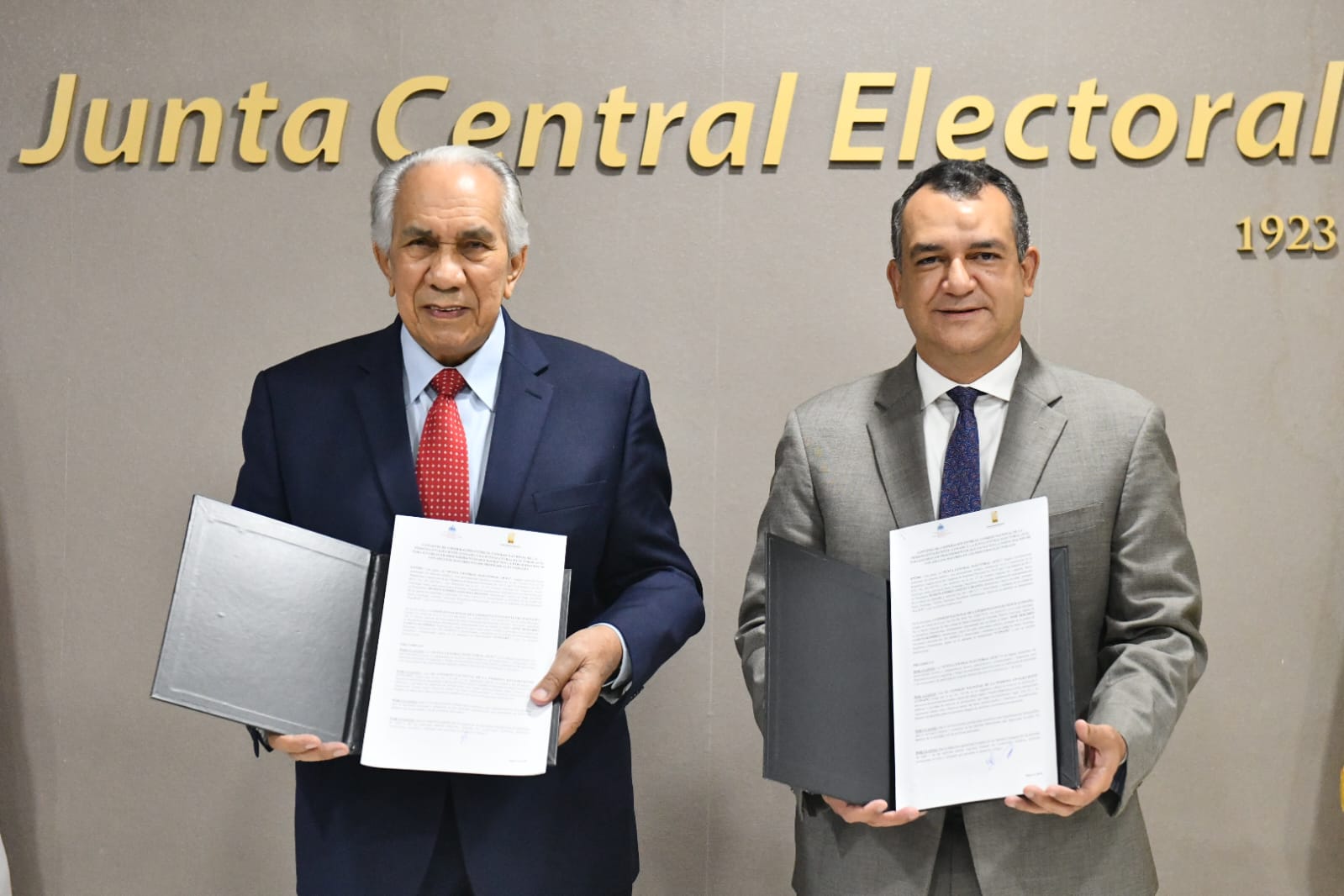 JCE y CONAPE Garantizan Acceso al Voto para Adultos Mayores con Nuevo Acuerdo