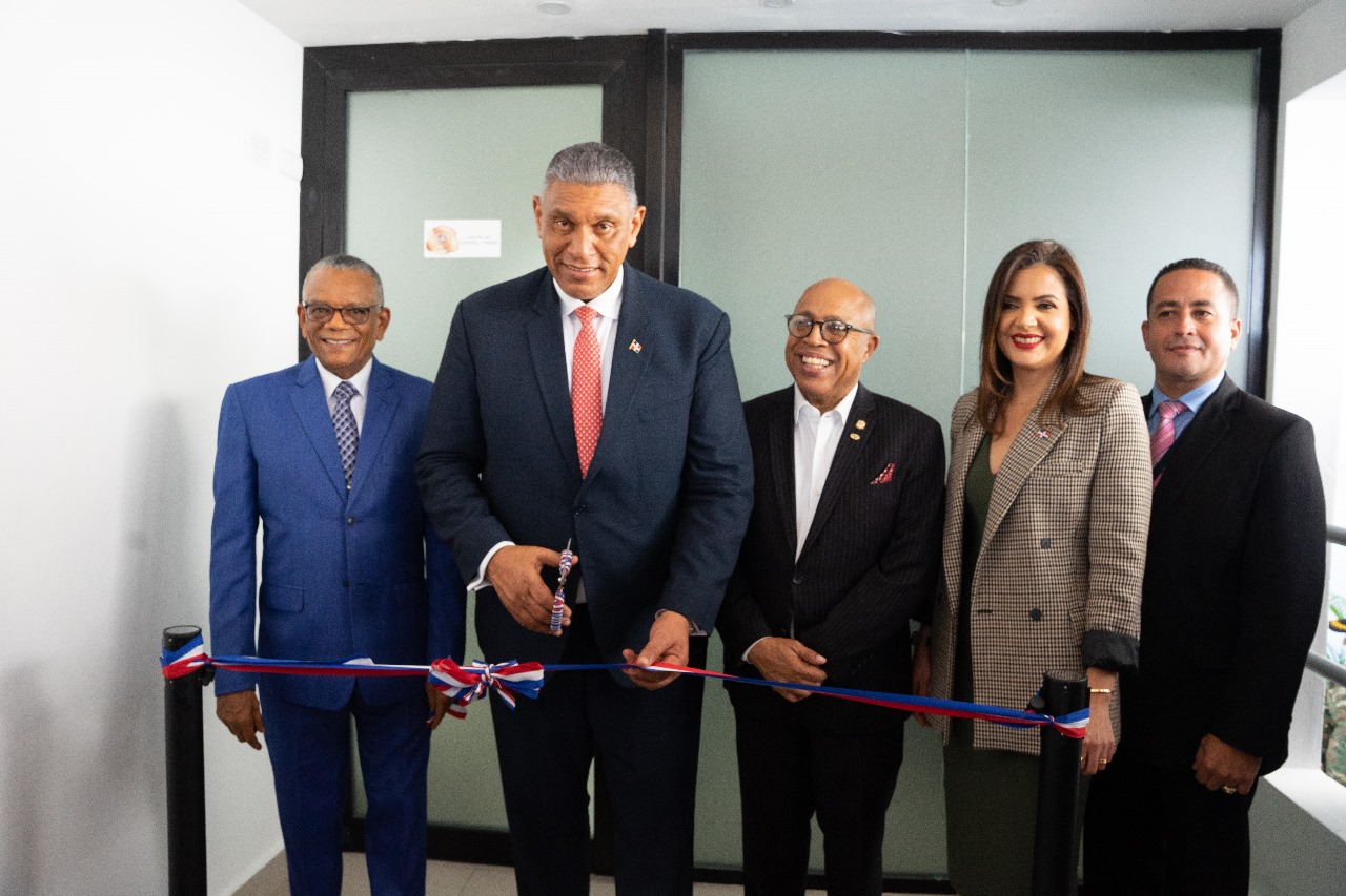 Migración inaugura Centros de Mando y Control, así como Oficinas de Investigación para mejorar la eficiencia de sus servicios y acciones