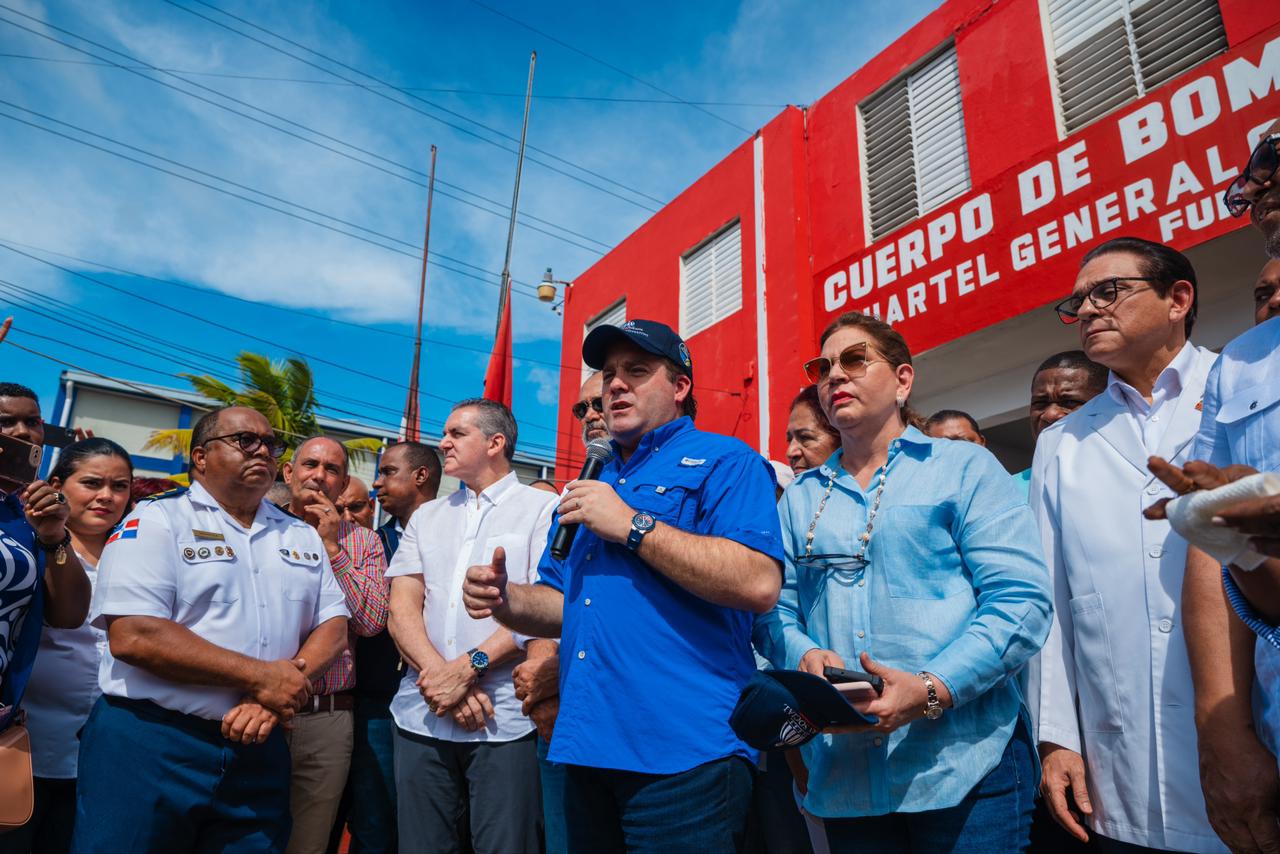 Ministro Paliza exhorta a trabajar en unidad atendiendo familias afectadas sin mirar colores partidarios