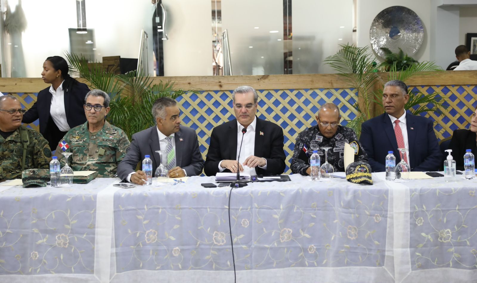 Presidente Abinader encabeza reunión de seguimiento al Plan de Seguridad Ciudadana