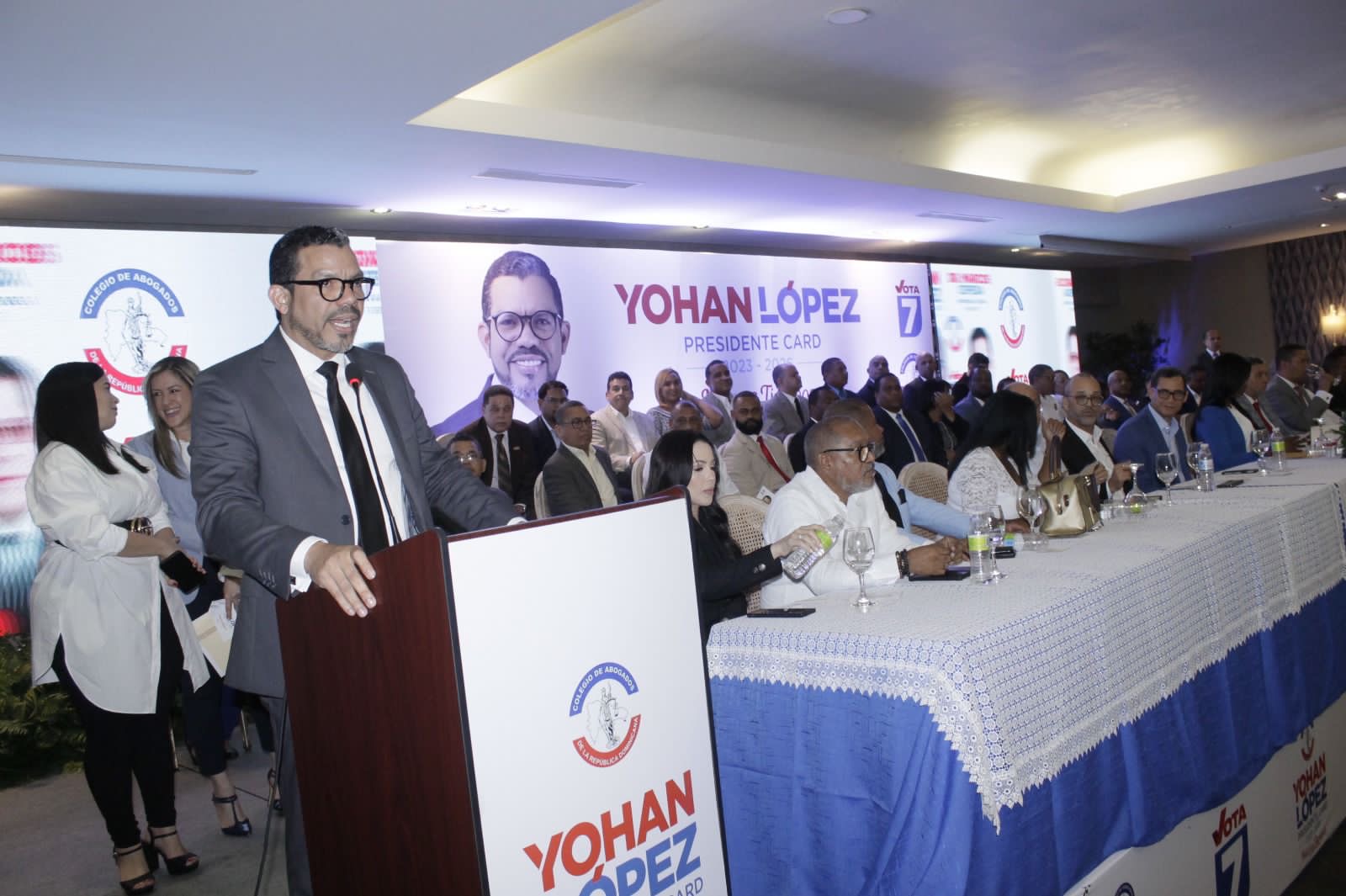Yohan López candidato a la presidencia del Colegio de Abogados presenta su propuesta y equipo de trabajo en un masivo acto