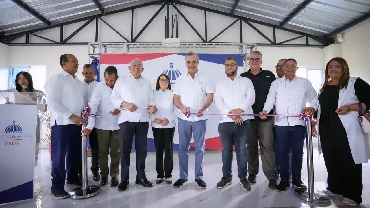 Presidente Abinader Inaugura Centro de Capacitación de la Federación de Ganaderos (FEDEGANO) donado por el FEDA en Santiago Rodríguez.