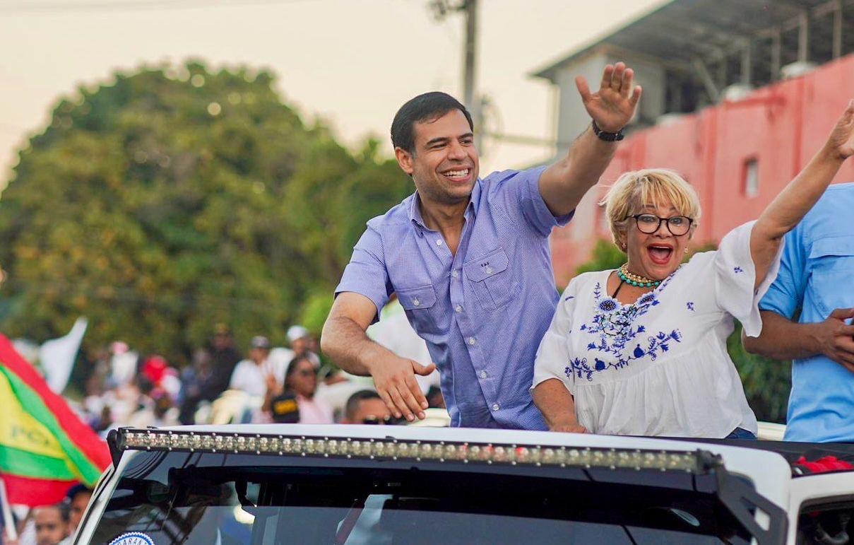 Roberto Ángel, en amplio recorrido por Elías Piña y San Juan, reafirma el cambio seguirá en el Sur