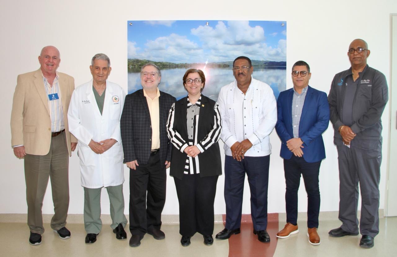 Acuerdo IMAHELPS y Ciudad Sanitaria Luis E. Aybar llevará a médicos y enfermeras de RD a capacitarse en EE.UU.