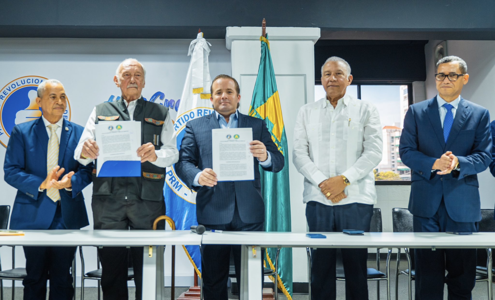 PRM anuncia candidatura de Guillermo Moreno a senaduría del Distrito Nacional