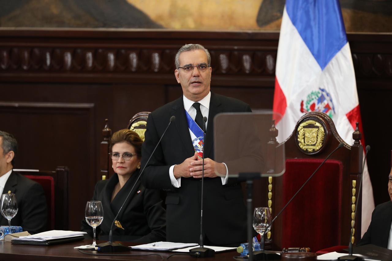 Abinader afirma que supera con hechos el olvido del sur en los pasados gobiernos
